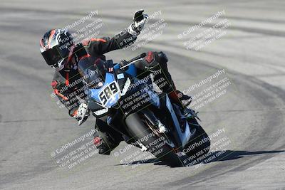 media/Dec-07-2025-CVMA (Sun) [[3e7d2de5dc]]/Race 7-Formula Lightweight Twins Shootout/